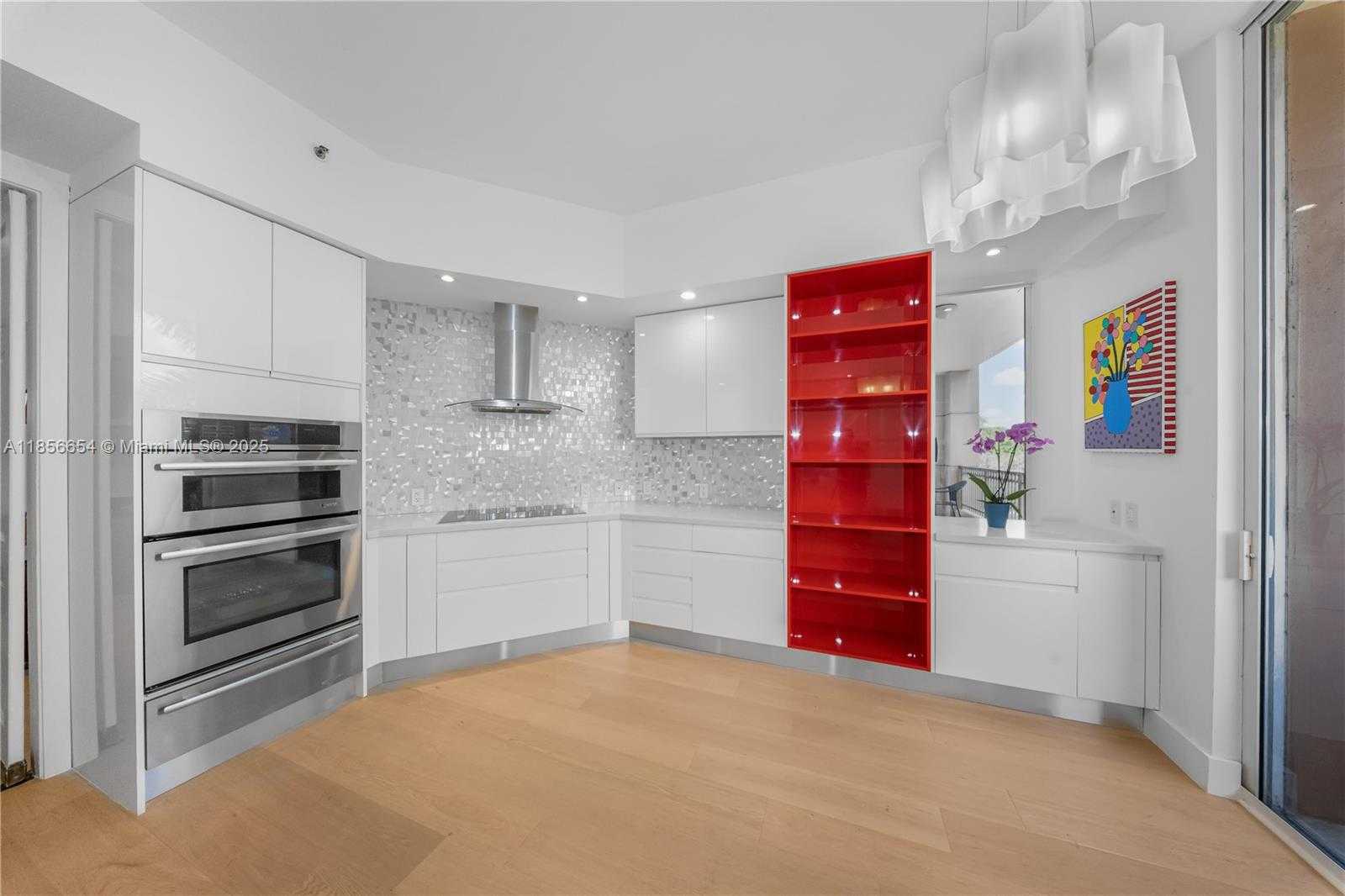 Small Image of 626 CORAL WAY #402, Coral Gables Number 8