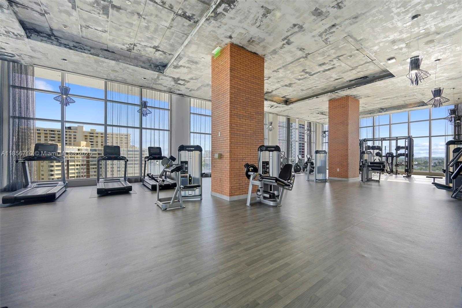 Small Image of 4010 SOUTH OCEAN DR #T3905, Hollywood Number 30