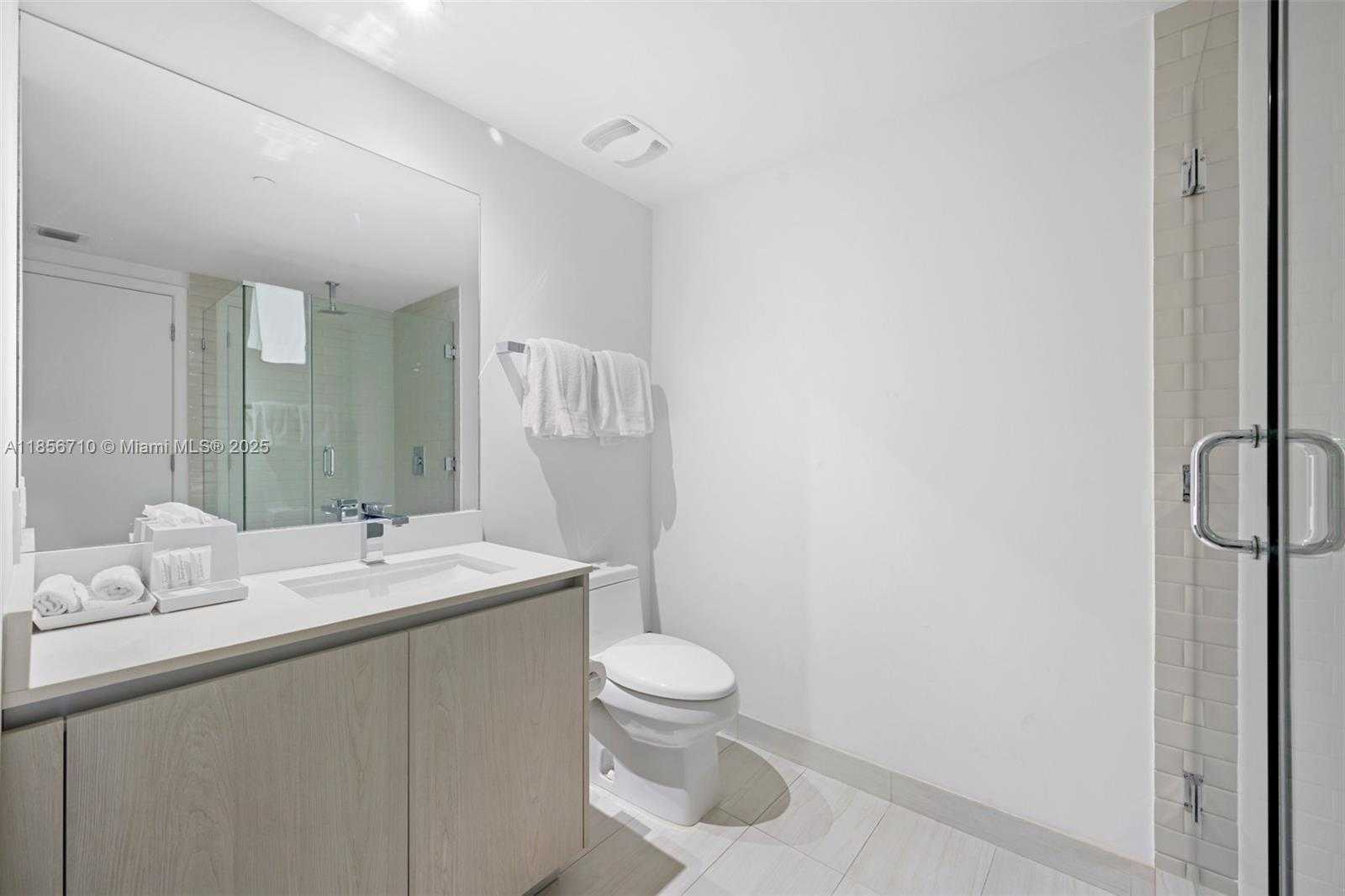 Small Image of 4010 SOUTH OCEAN DR #T3905, Hollywood Number 9