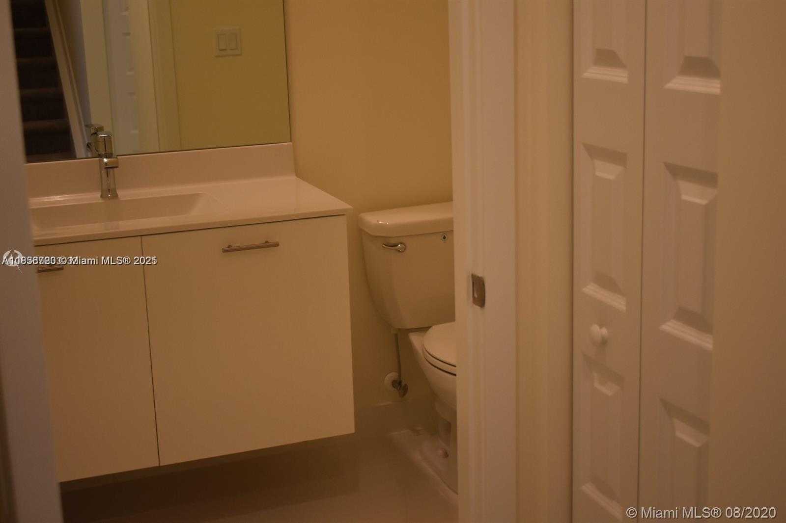 Small Image of 4640 NORTH WEST 84TH AVE #16, Doral Number 11
