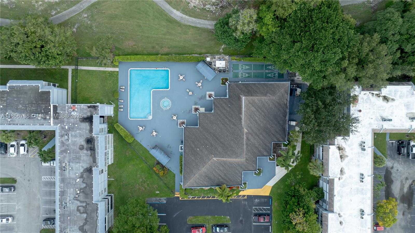 Small Image of 8321 SANDS POINT BLVD #D205, Tamarac Number 14