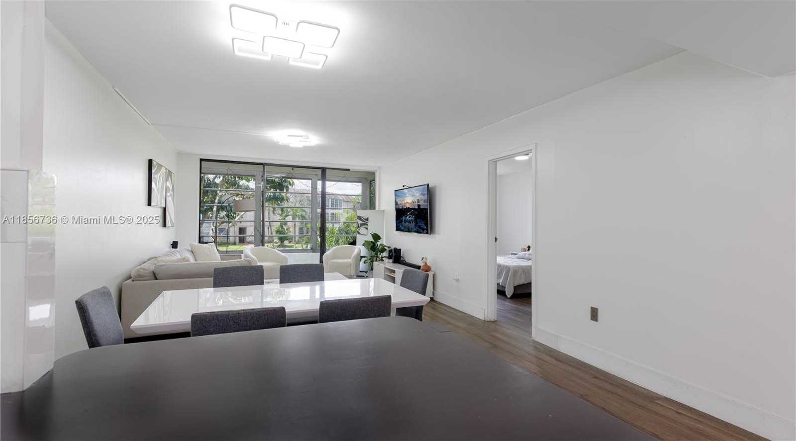 Small Image of 8321 SANDS POINT BLVD #D205, Tamarac Number 6