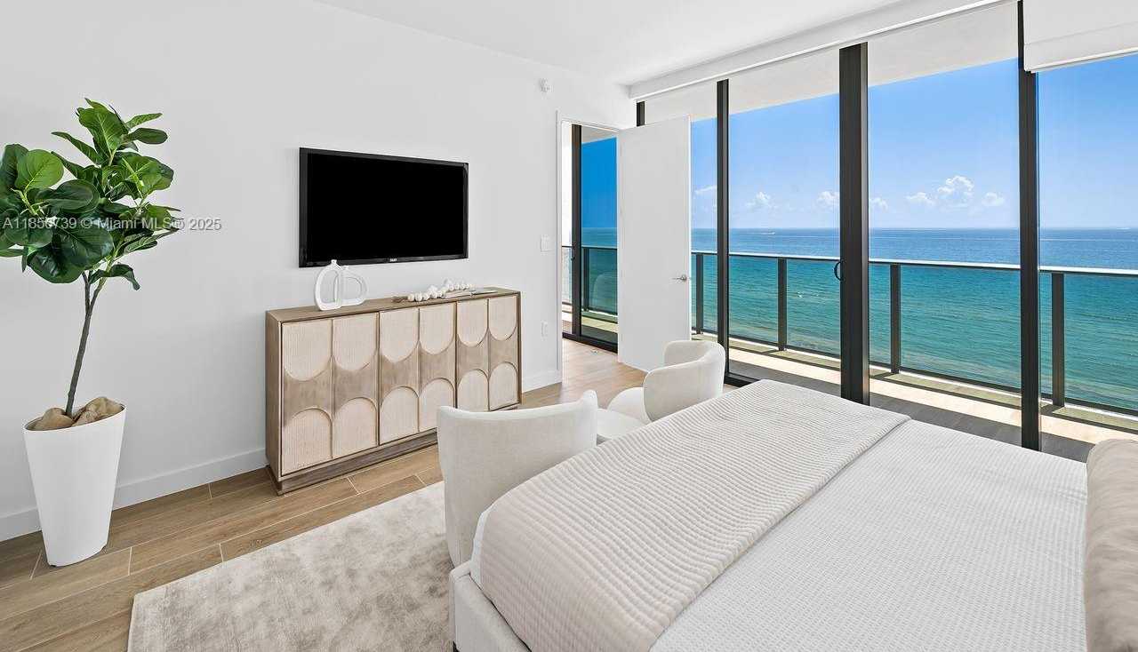 Small Image of 900 NORTH OCEAN #1004, Pompano Beach Number 17