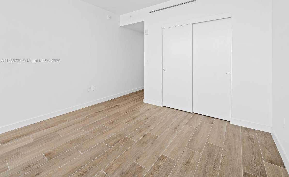 Small Image of 900 NORTH OCEAN #1004, Pompano Beach Number 22