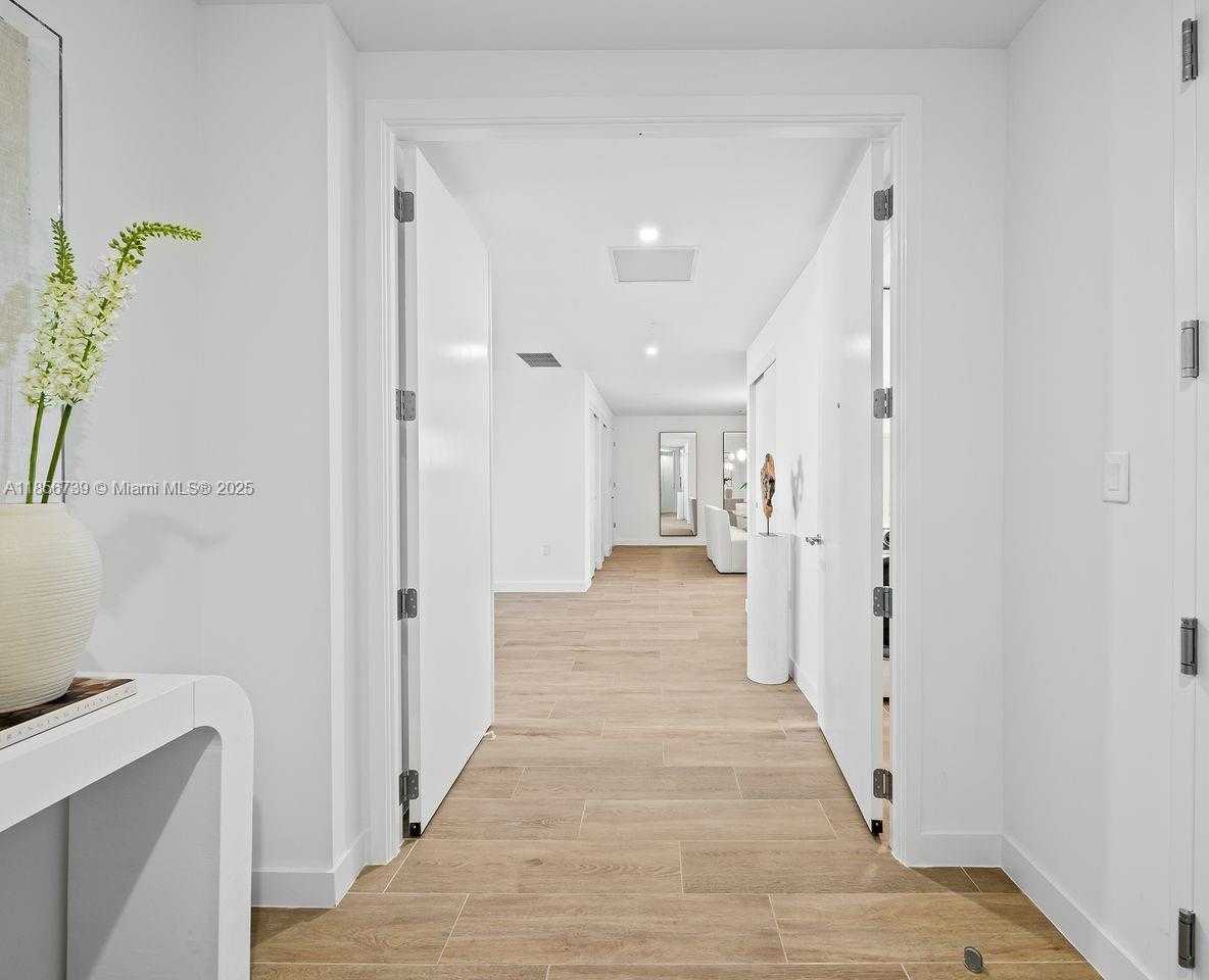 Small Image of 900 NORTH OCEAN #1004, Pompano Beach Number 28