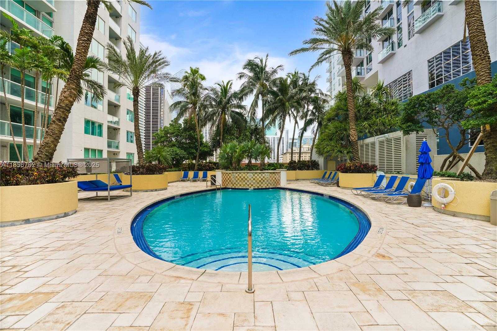 Small Image of 244 BISCAYNE BLVD #2306, Miami Number 23