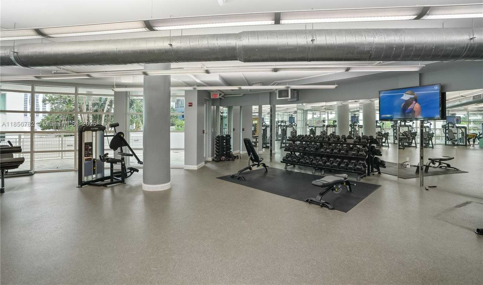 Small Image of 244 BISCAYNE BLVD #2306, Miami Number 27