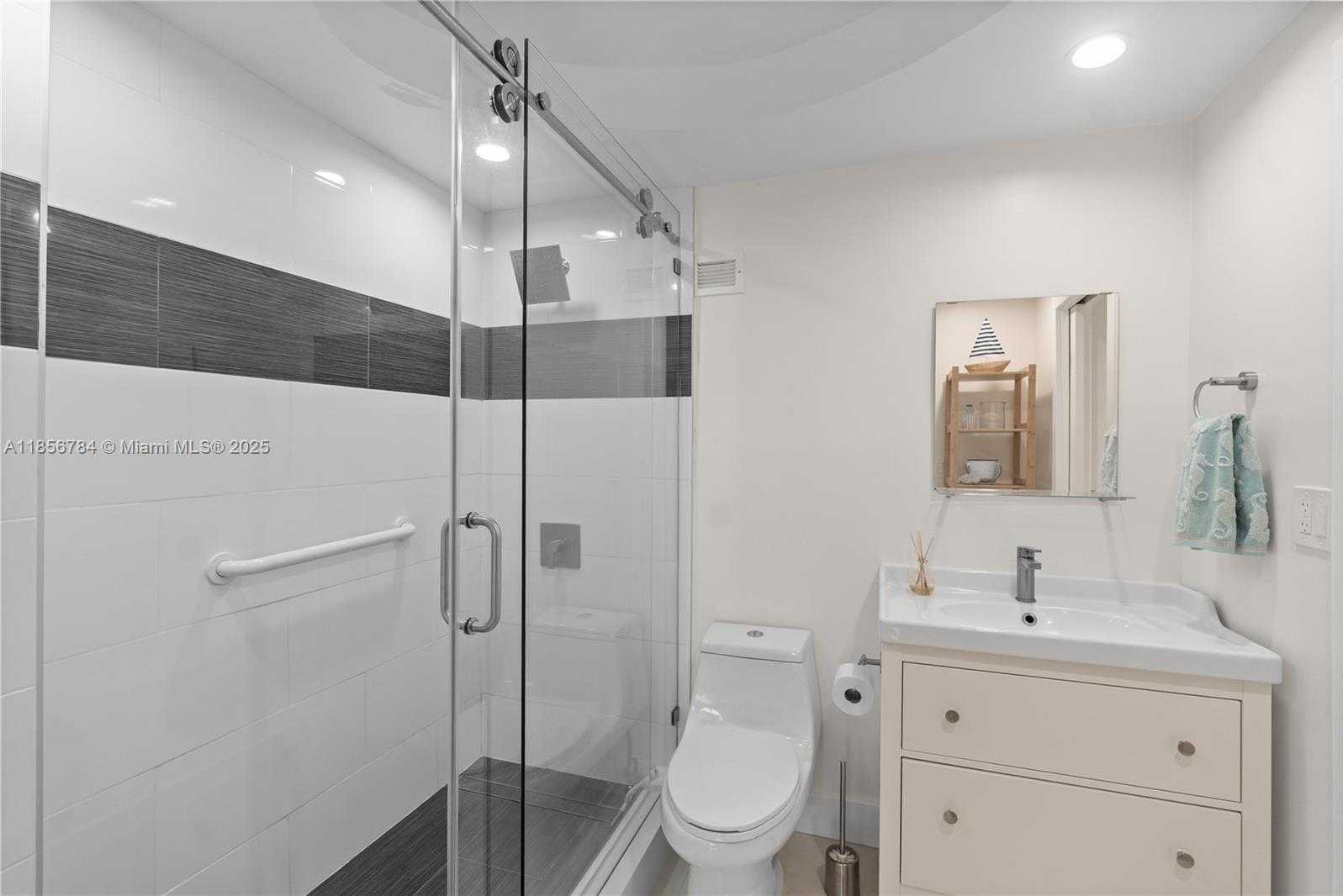 Small Image of 3725 SOUTH OCEAN DR #1225, Hollywood Number 29