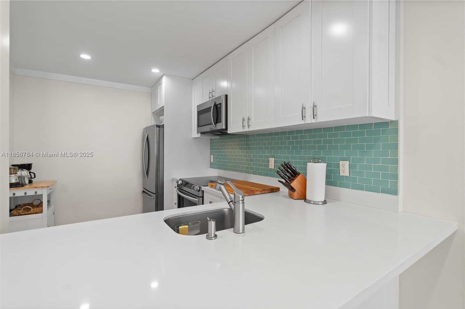 Small Image of 3725 SOUTH OCEAN DR #1225, Hollywood Number 33