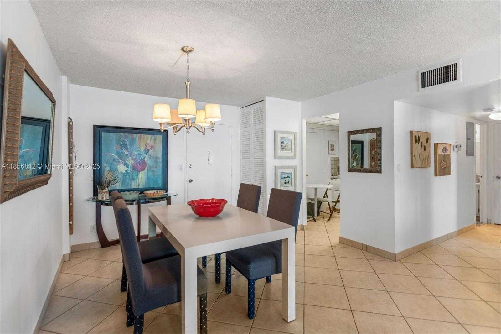 Small Image of 1913 SOUTH OCEAN DR #316, Hallandale Beach Number 4