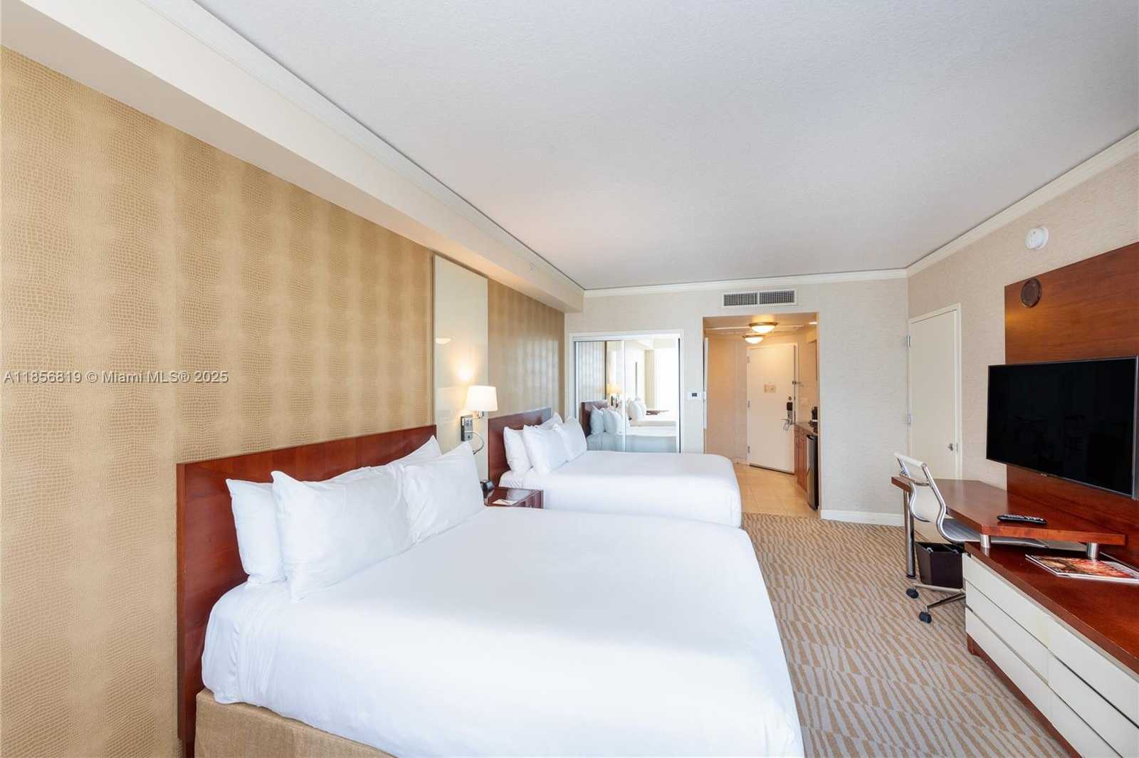 Small Image of 18001 COLLINS AVE #1214- 1215, Sunny Isles Beach Number 17