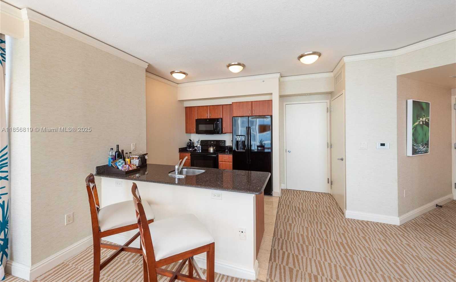 Small Image of 18001 COLLINS AVE #1214- 1215, Sunny Isles Beach Number 7