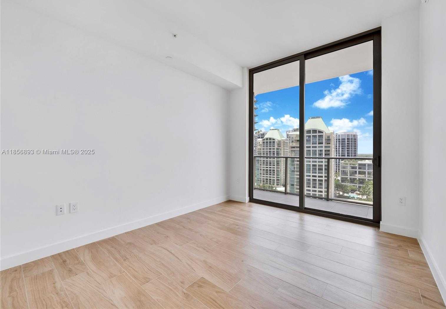 Small Image of 2678 TIGERTAIL AVE #1501, Miami Number 10