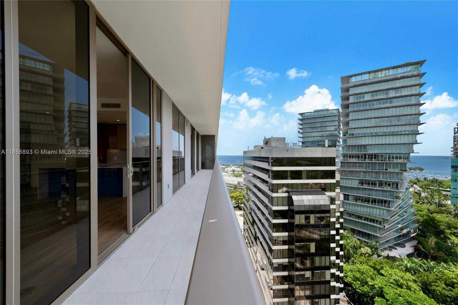 Small Image of 2678 TIGERTAIL AVE #1501, Miami Number 19