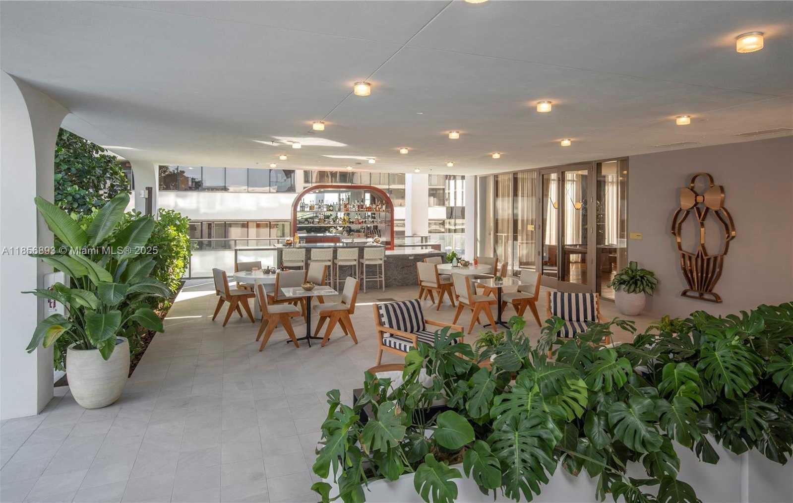 Small Image of 2678 TIGERTAIL AVE #1501, Miami Number 32