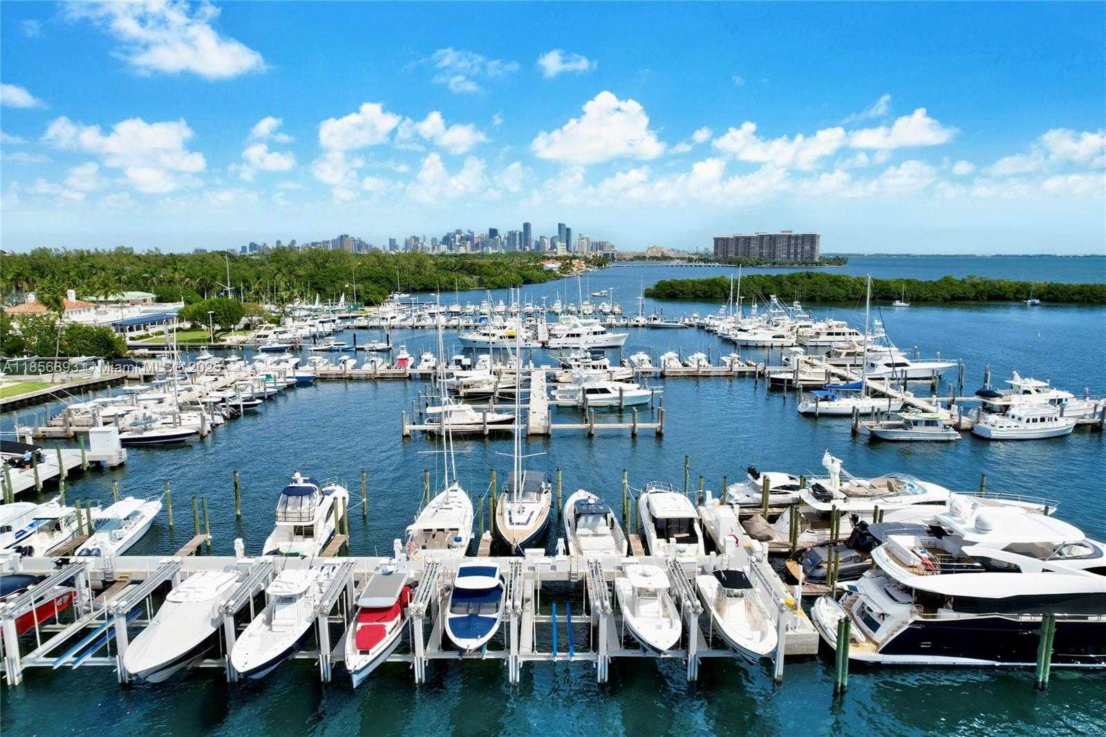 Small Image of 2678 TIGERTAIL AVE #1501, Miami Number 41