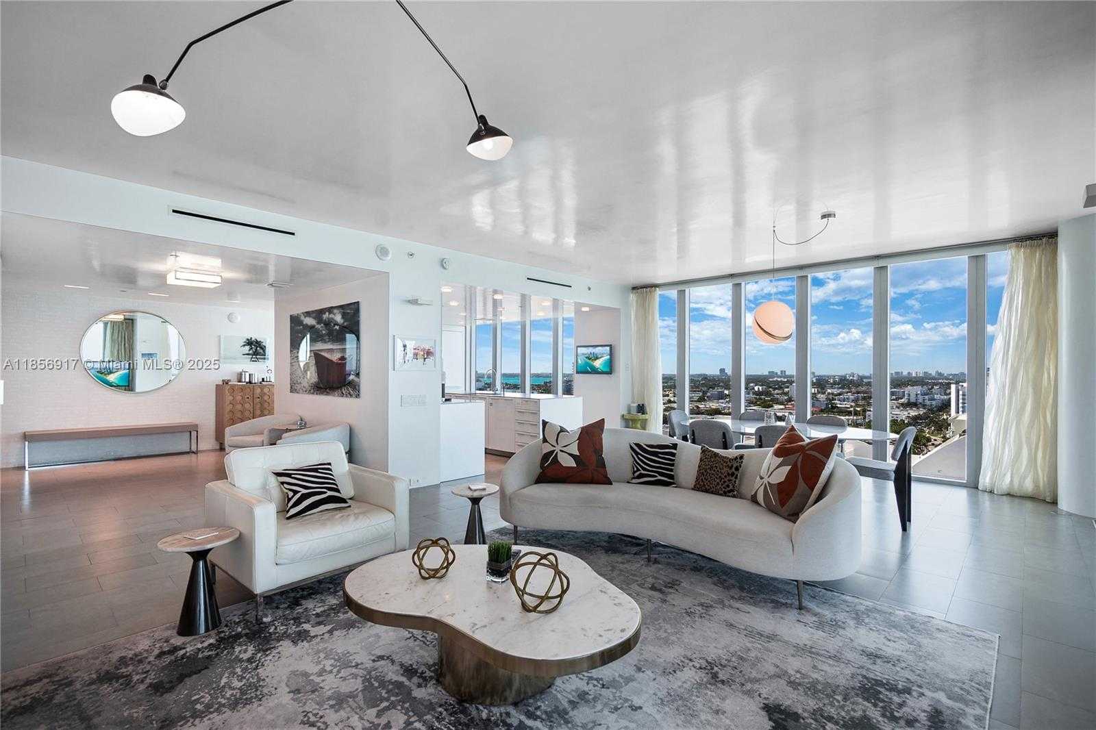 Small Image of 6799 COLLINS AVE #LPH01 & 02, Miami Beach Number 26