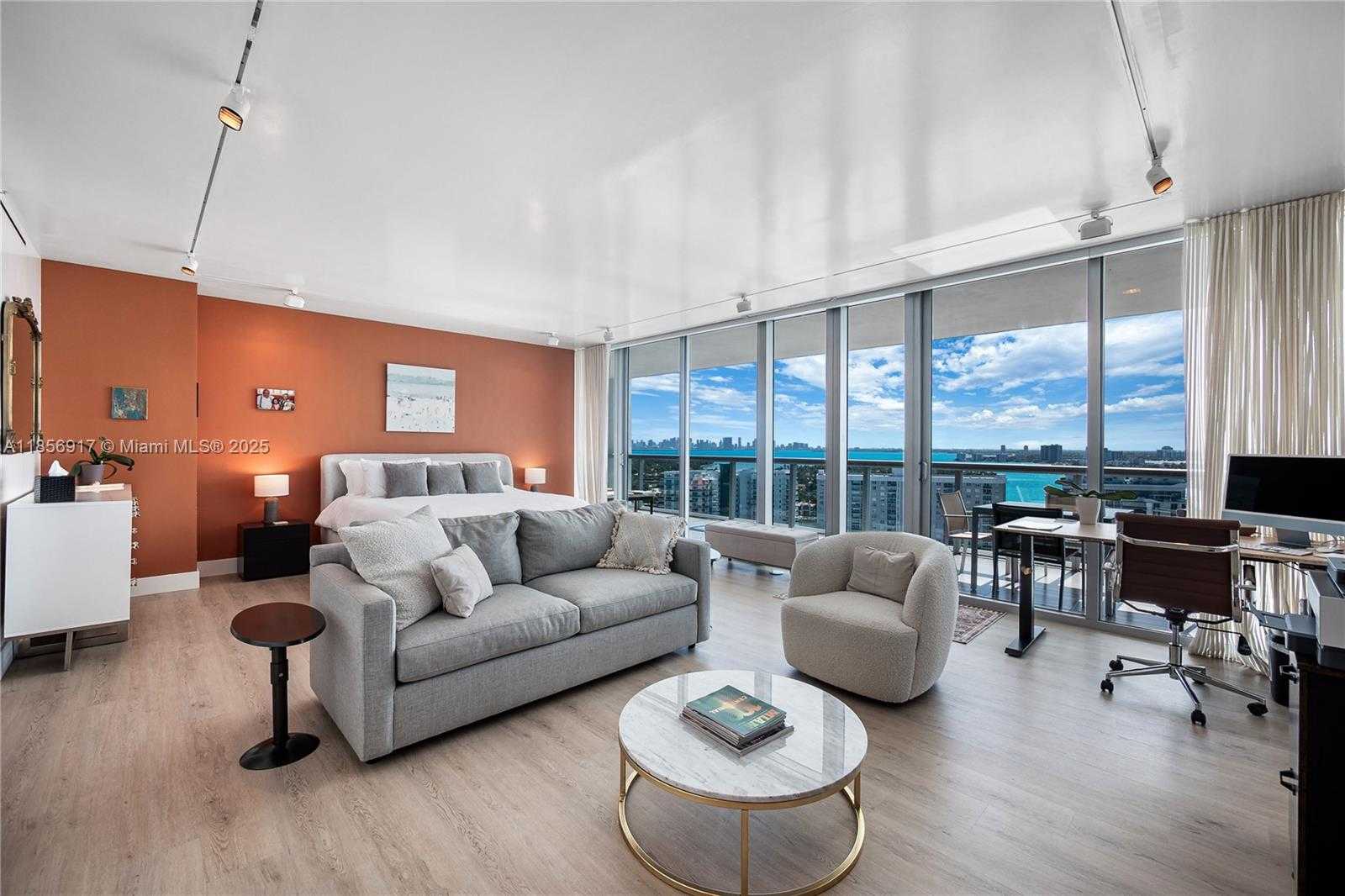 Small Image of 6799 COLLINS AVE #LPH01 & 02, Miami Beach Number 32