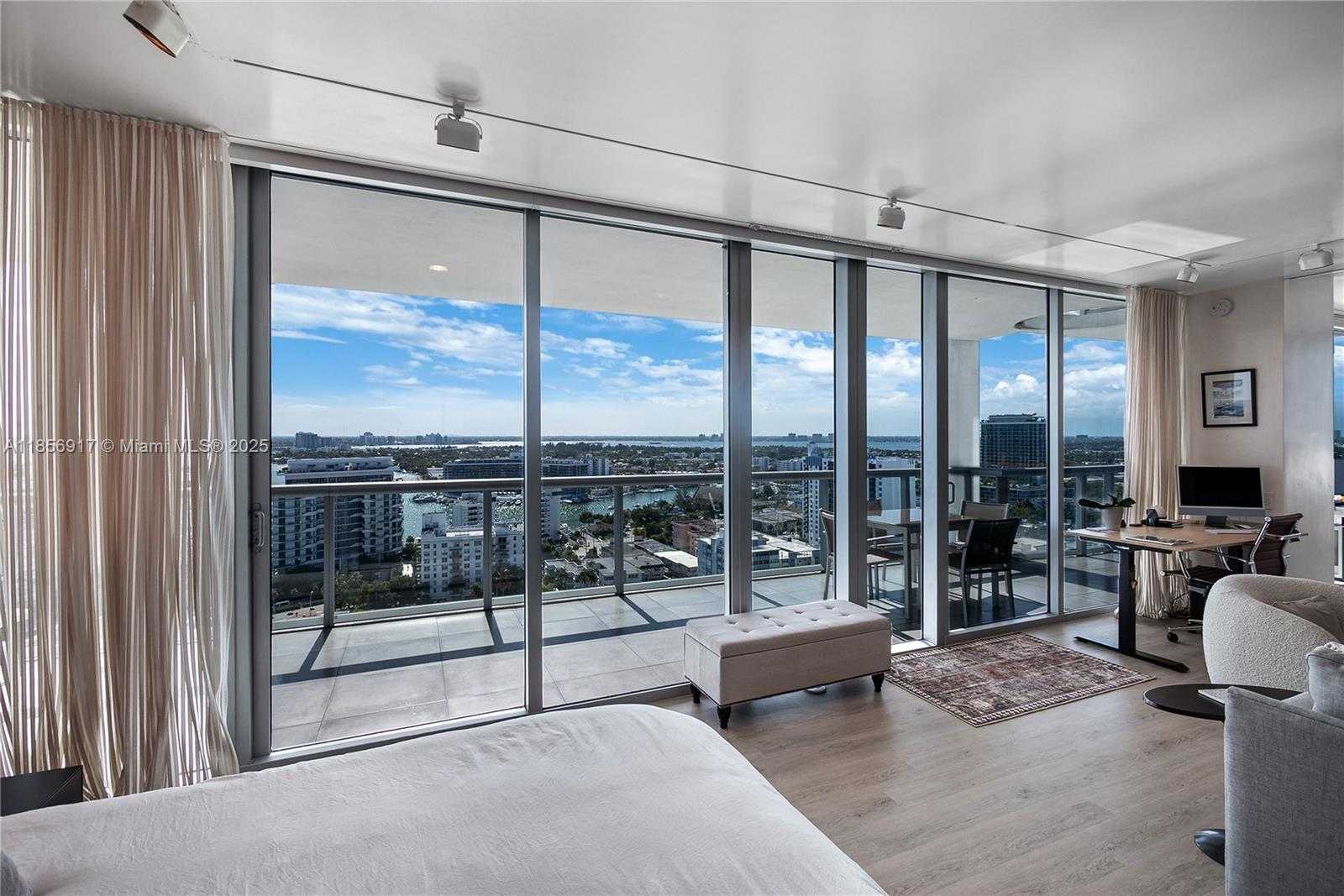 Small Image of 6799 COLLINS AVE #LPH01 & 02, Miami Beach Number 40