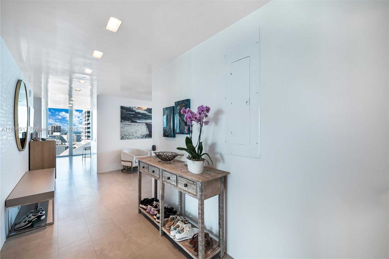 Small Image of 6799 COLLINS AVE #LPH01 & 02, Miami Beach Number 52