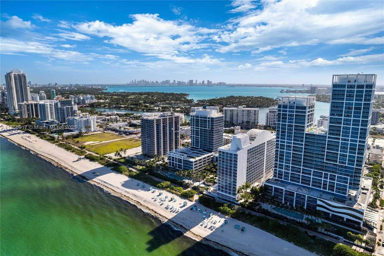 Small Image of 6799 COLLINS AVE #LPH01 & 02, Miami Beach Number 72