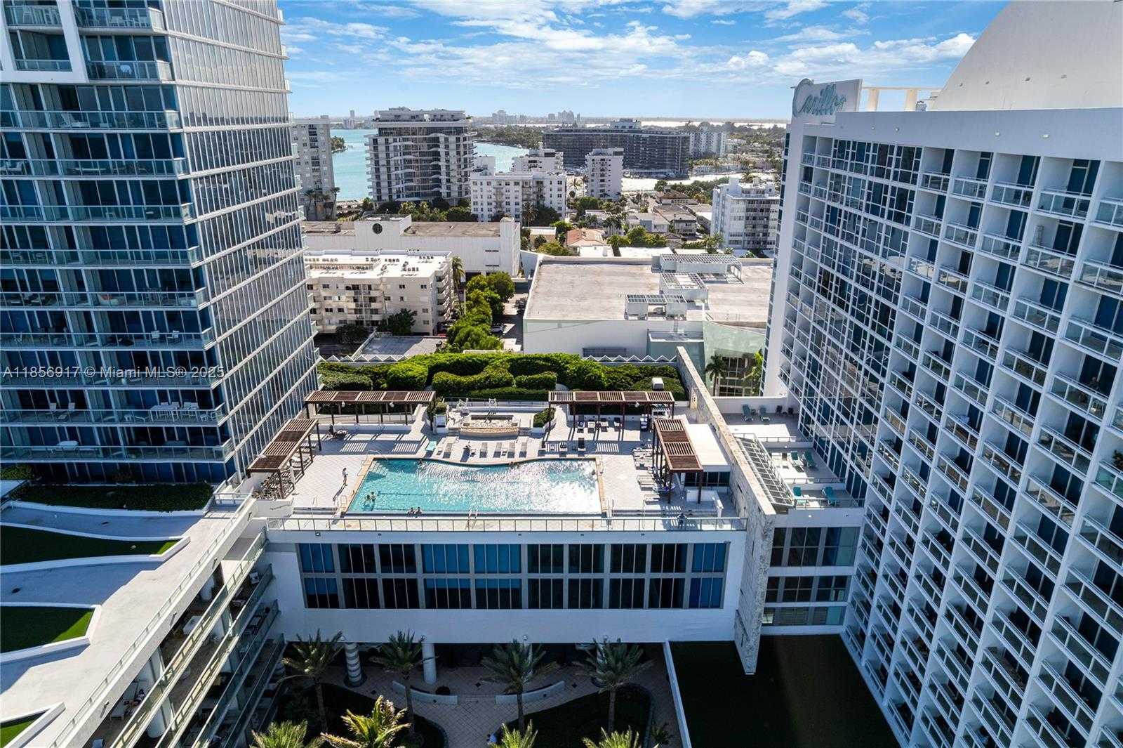 Small Image of 6799 COLLINS AVE #LPH01 & 02, Miami Beach Number 78