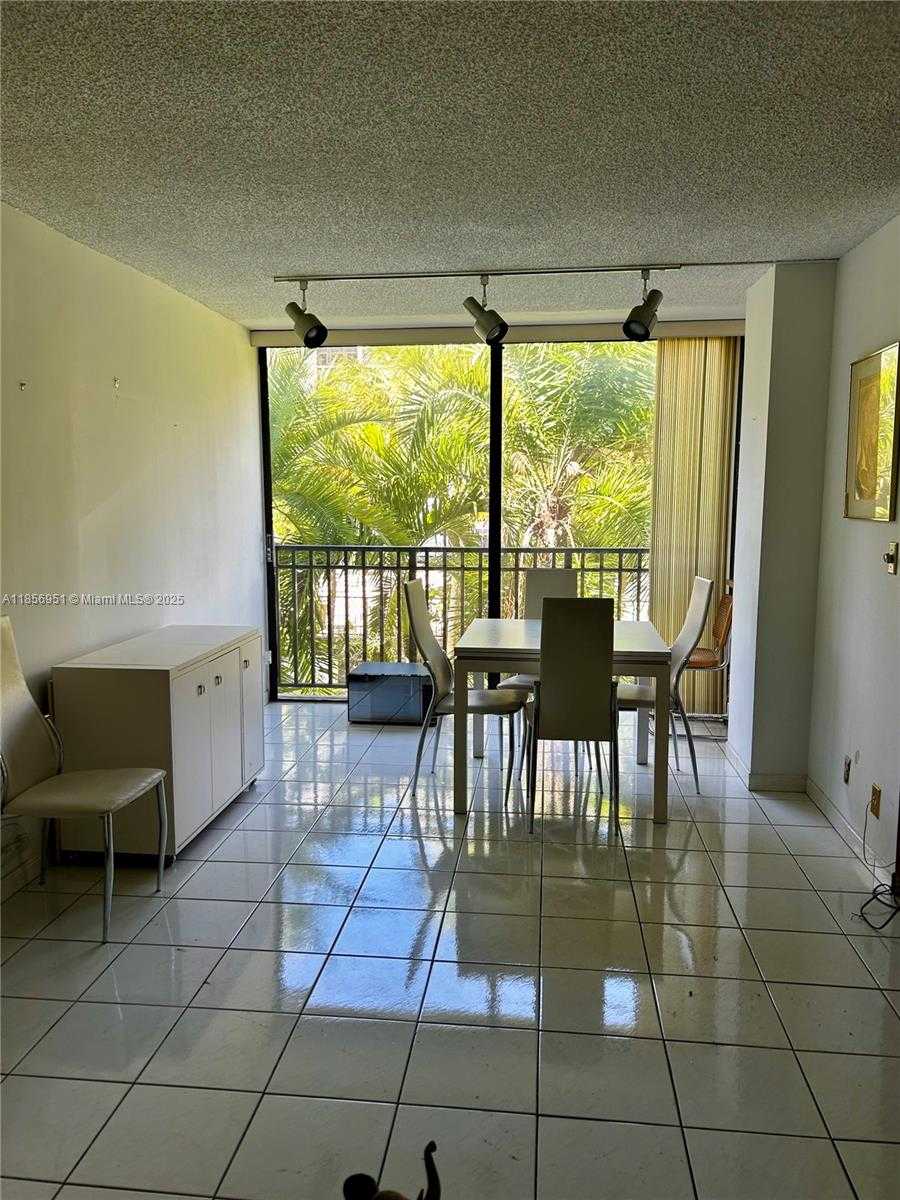Small Image of 16919 NORTH BAY RD #206, Sunny Isles Beach Number 17