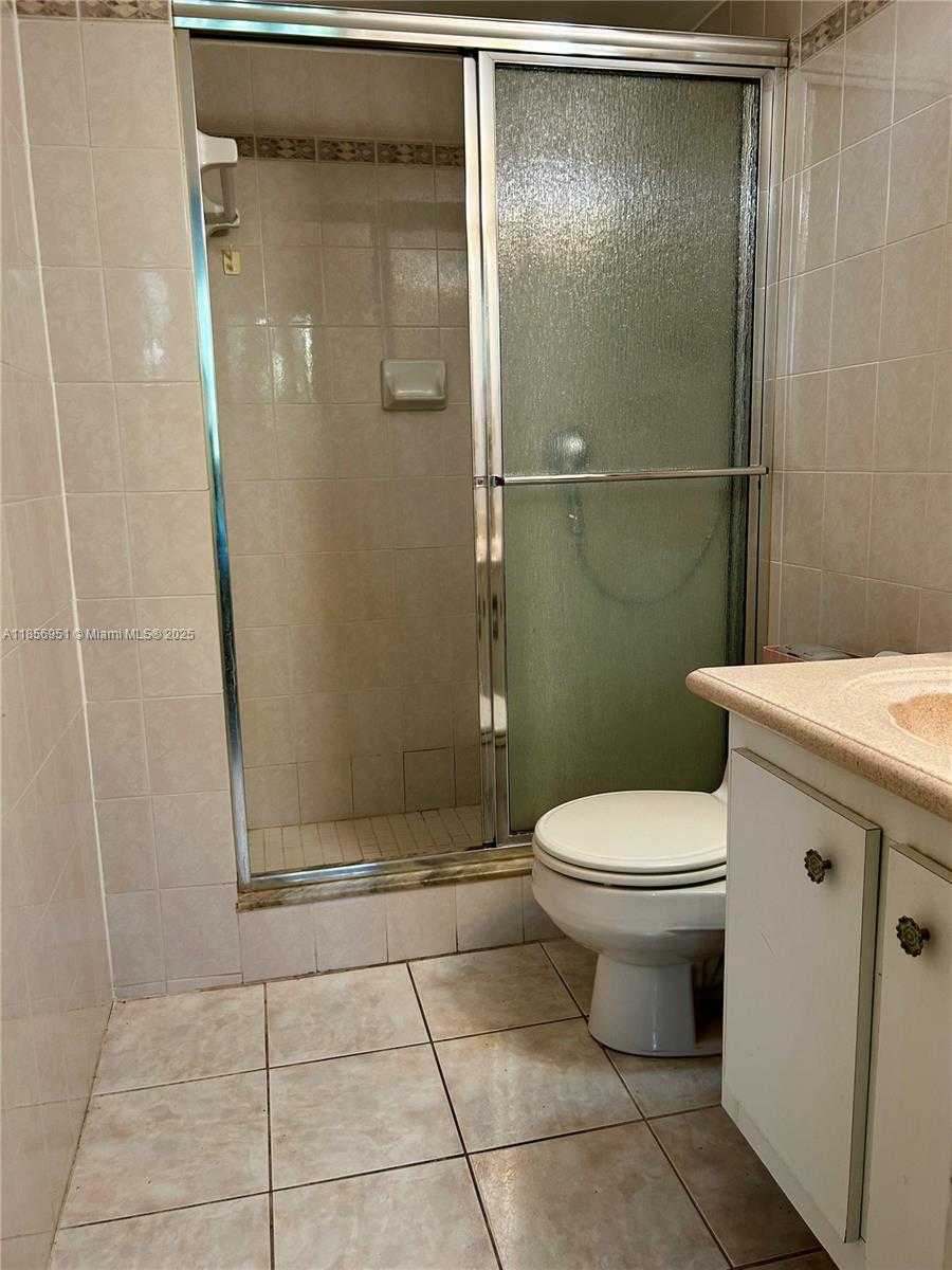 Small Image of 16919 NORTH BAY RD #206, Sunny Isles Beach Number 33