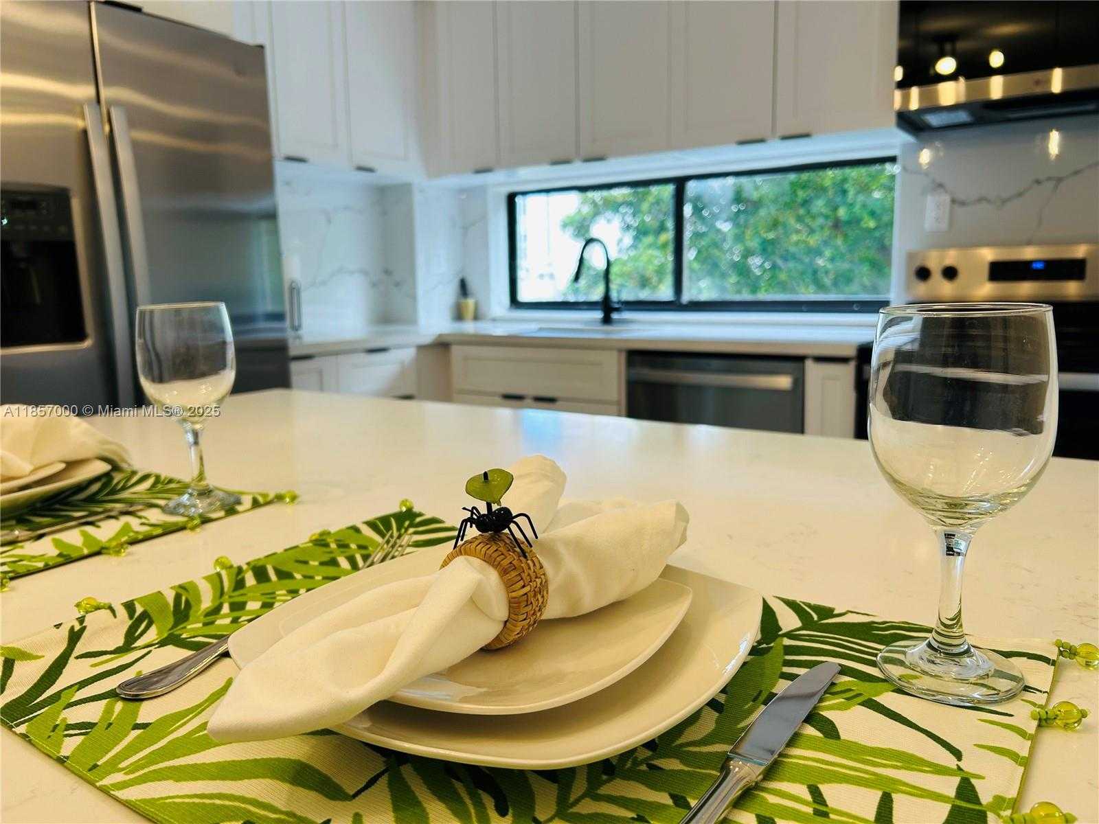 Small Image of 17021 N BAY RD #427, Sunny Isles Beach Number 60