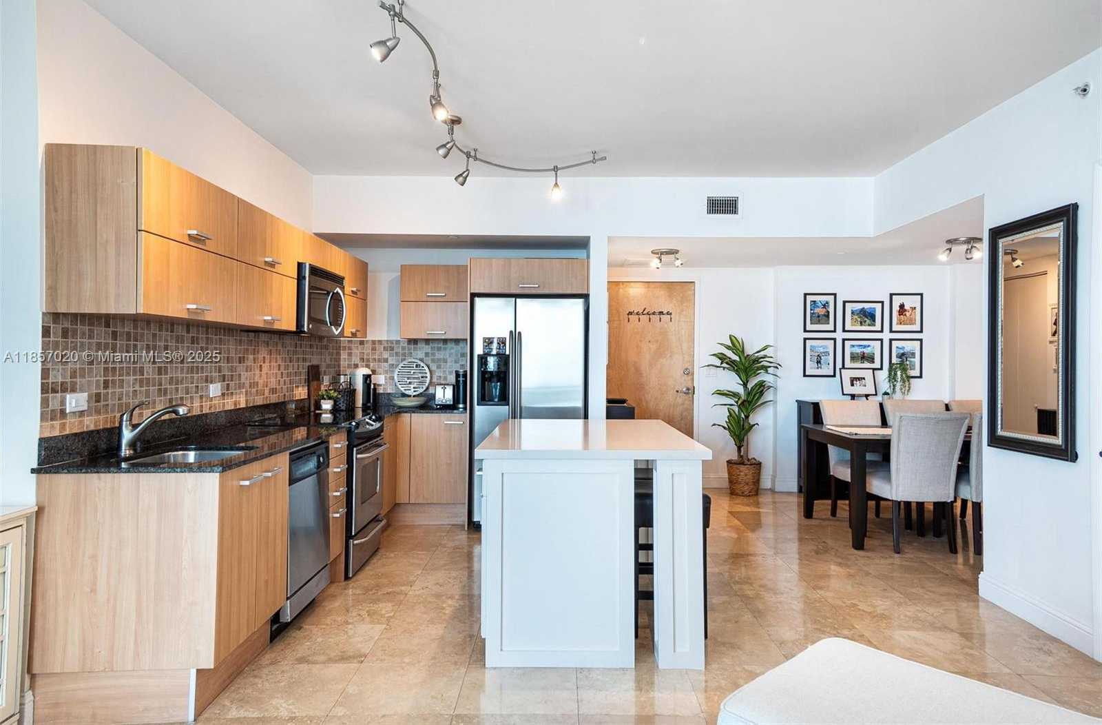 Small Image of 350 SOUTH MIAMI AVE #3807, Miami Number 11