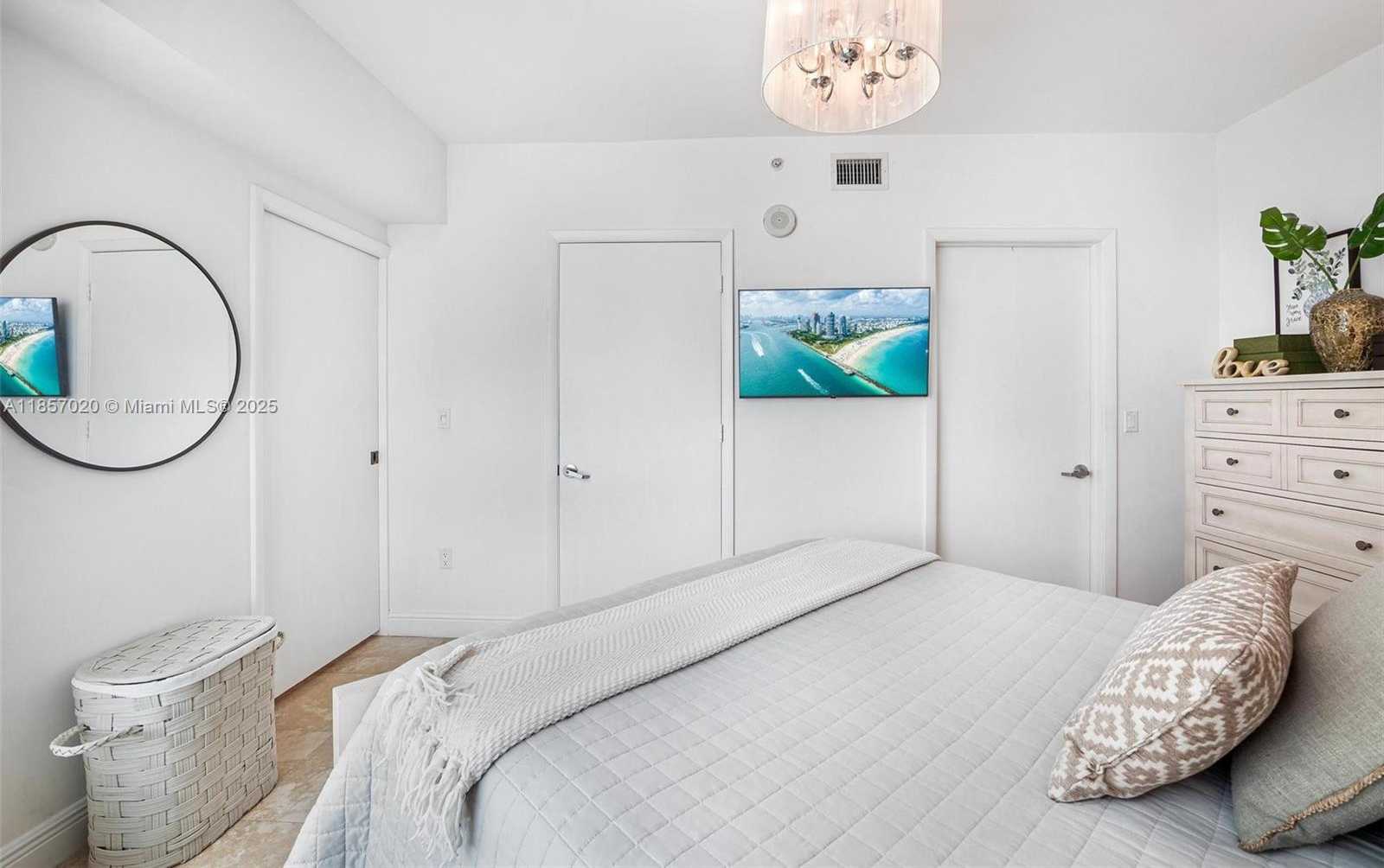 Small Image of 350 SOUTH MIAMI AVE #3807, Miami Number 16
