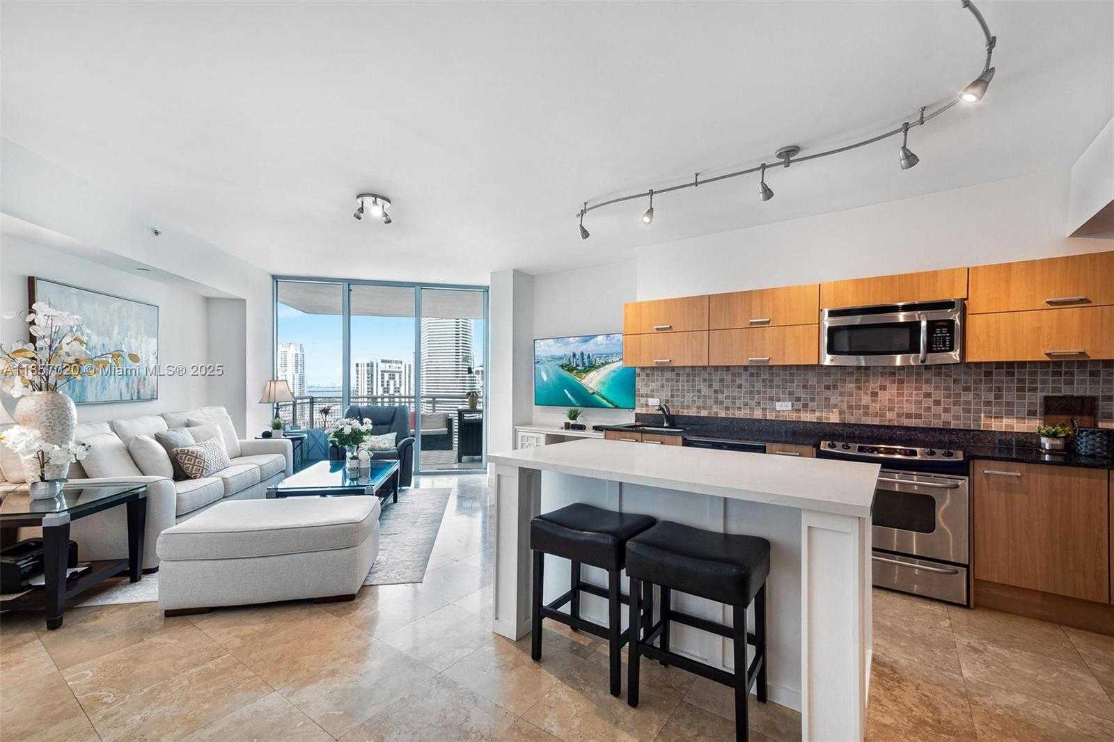 Small Image of 350 SOUTH MIAMI AVE #3807, Miami Number 3
