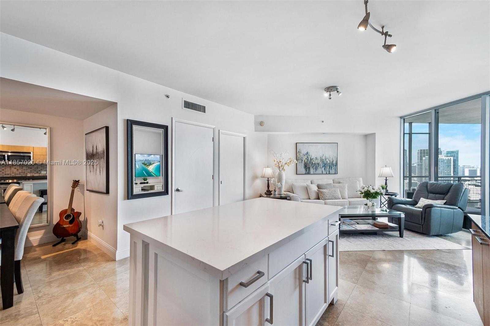 Small Image of 350 SOUTH MIAMI AVE #3807, Miami Number 7