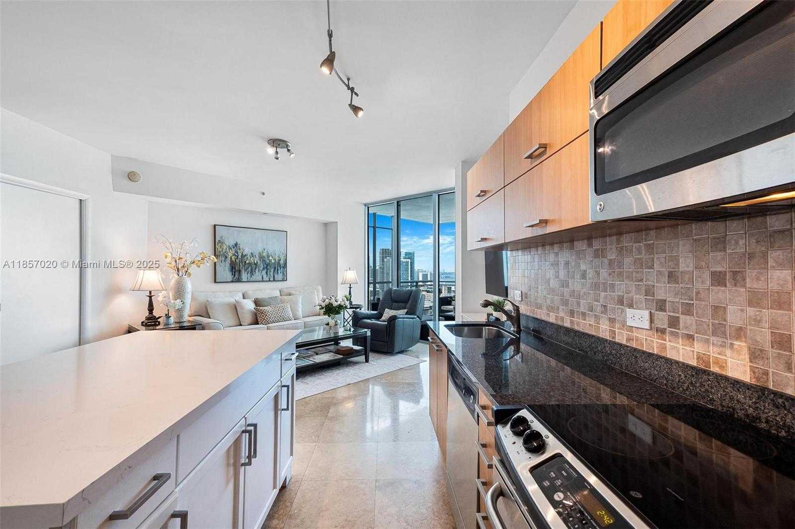 Small Image of 350 SOUTH MIAMI AVE #3807, Miami Number 9
