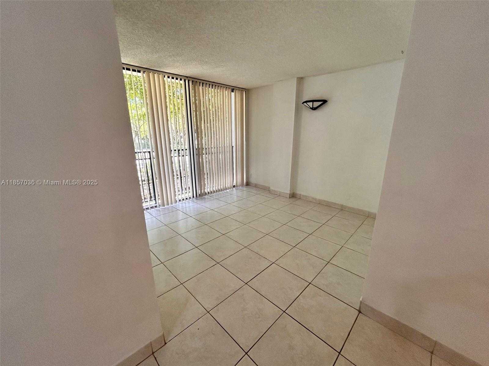 Small Image of 16919 NORTH BAY RD #214, Sunny Isles Beach Number 28