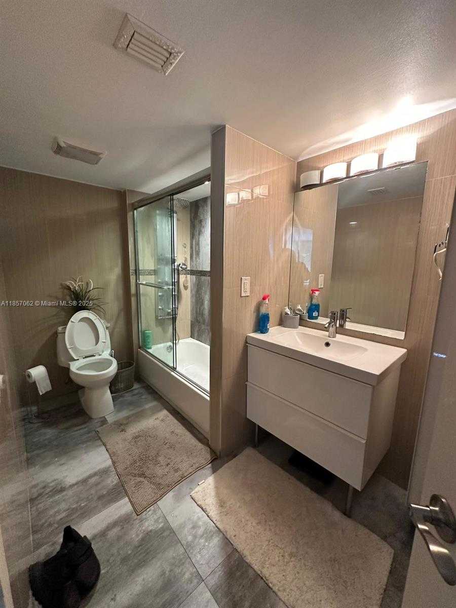 Small Image of 210 174TH ST #2202, Sunny Isles Beach Number 17