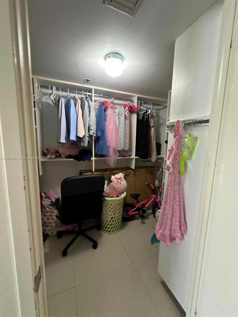 Small Image of 210 174TH ST #2202, Sunny Isles Beach Number 21