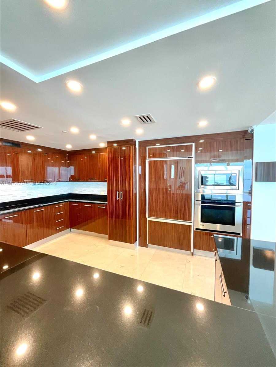Small Image of 3951 SOUTH OCEAN DR #1903, Hollywood Number 15