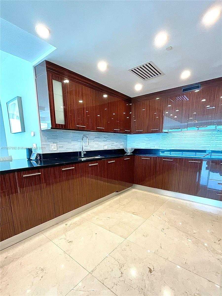 Small Image of 3951 SOUTH OCEAN DR #1903, Hollywood Number 16