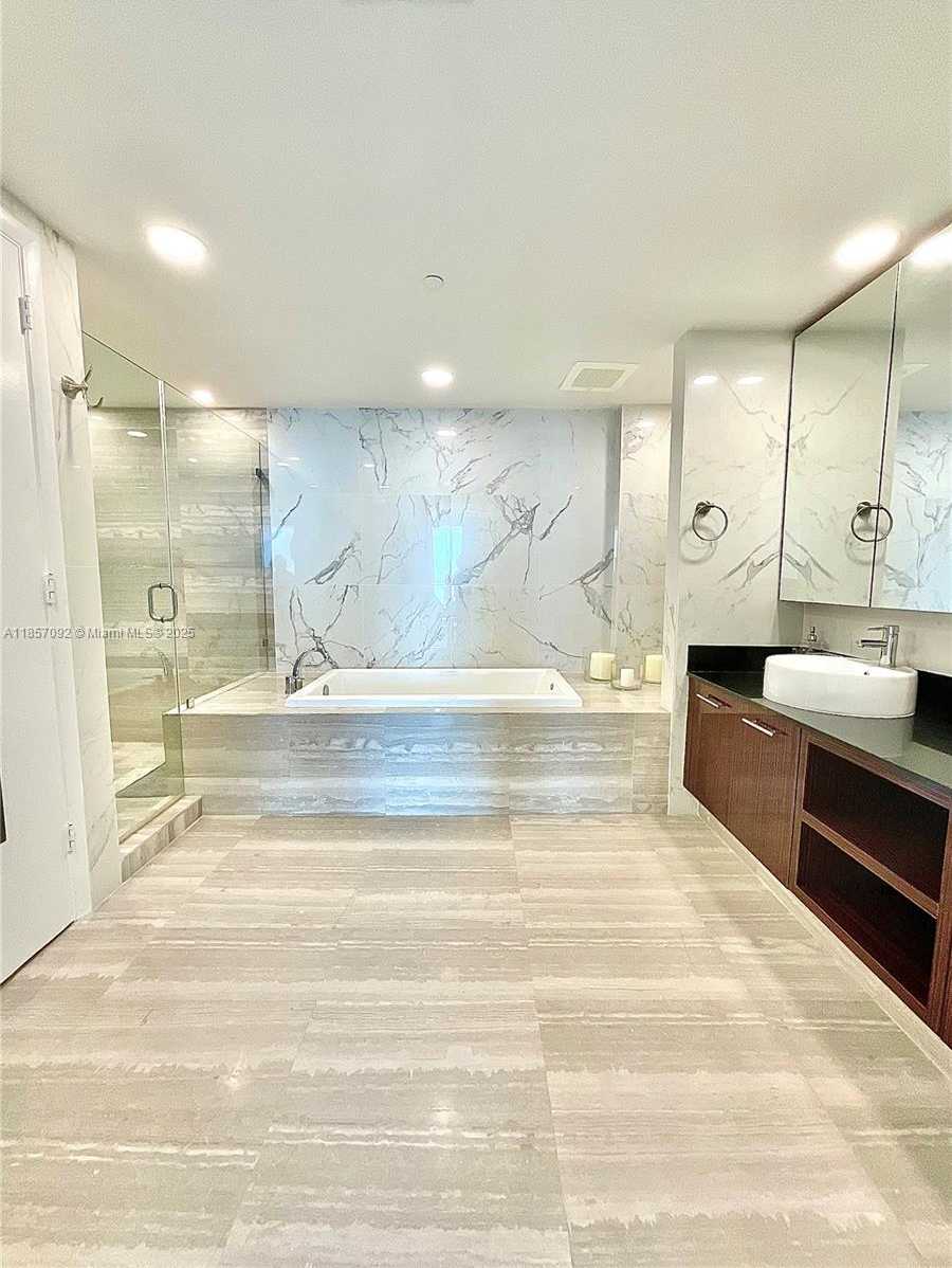 Small Image of 3951 SOUTH OCEAN DR #1903, Hollywood Number 24