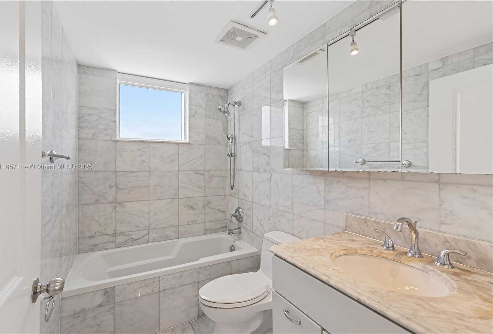 Small Image of 1250 SOUTH MIAMI AVE #3506, Miami Number 21
