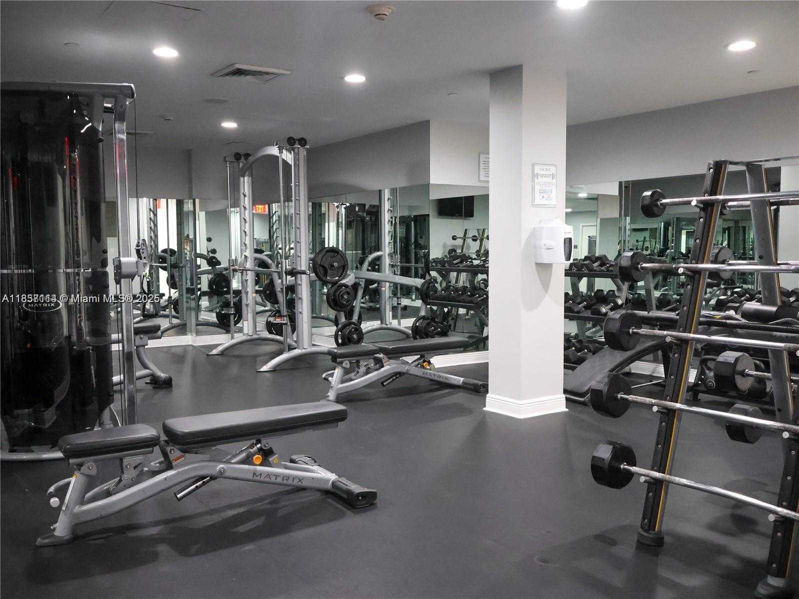 Small Image of 1250 SOUTH MIAMI AVE #3506, Miami Number 44