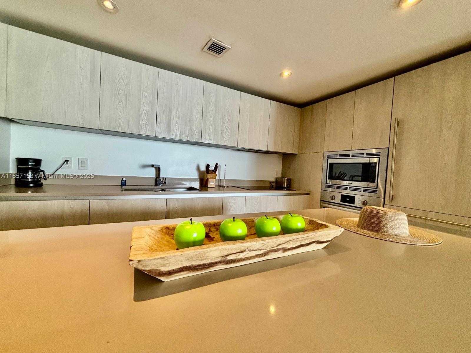 Small Image of 4111 SOUTH OCEAN DR #2503, Hollywood Number 13