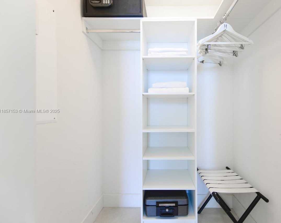 Small Image of 4111 SOUTH OCEAN DR #2503, Hollywood Number 18