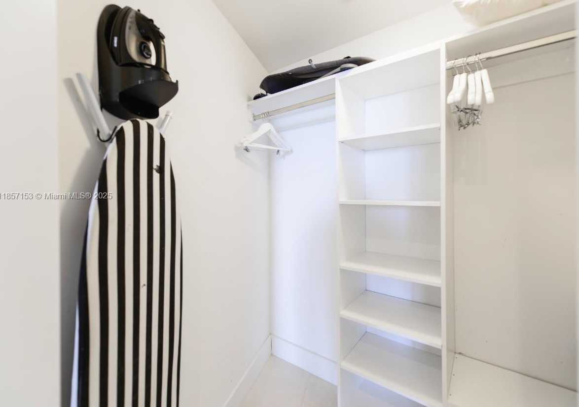 Small Image of 4111 SOUTH OCEAN DR #2503, Hollywood Number 25