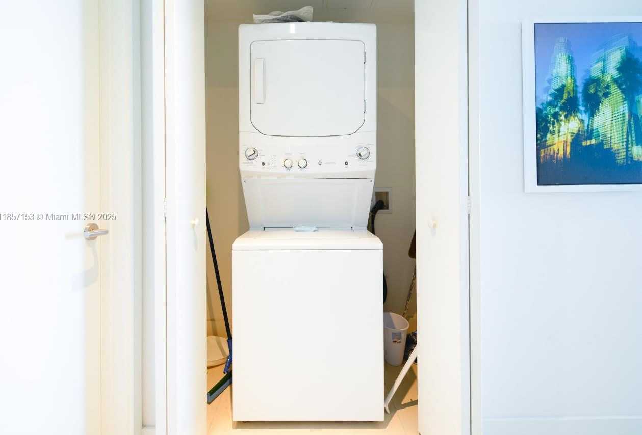 Small Image of 4111 SOUTH OCEAN DR #2503, Hollywood Number 26