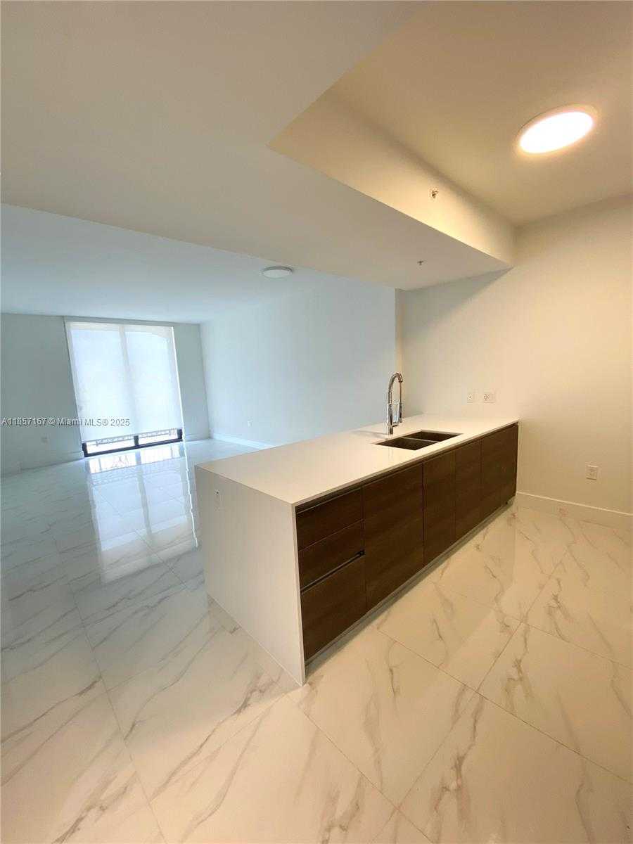 Small Image of 301 ALTARA AVE #625, Coral Gables Number 14