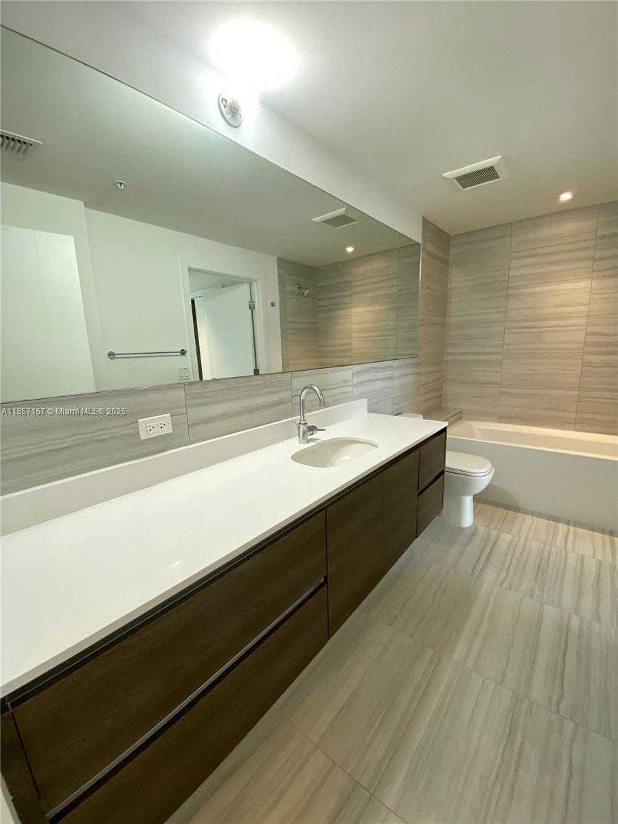 Small Image of 301 ALTARA AVE #625, Coral Gables Number 18