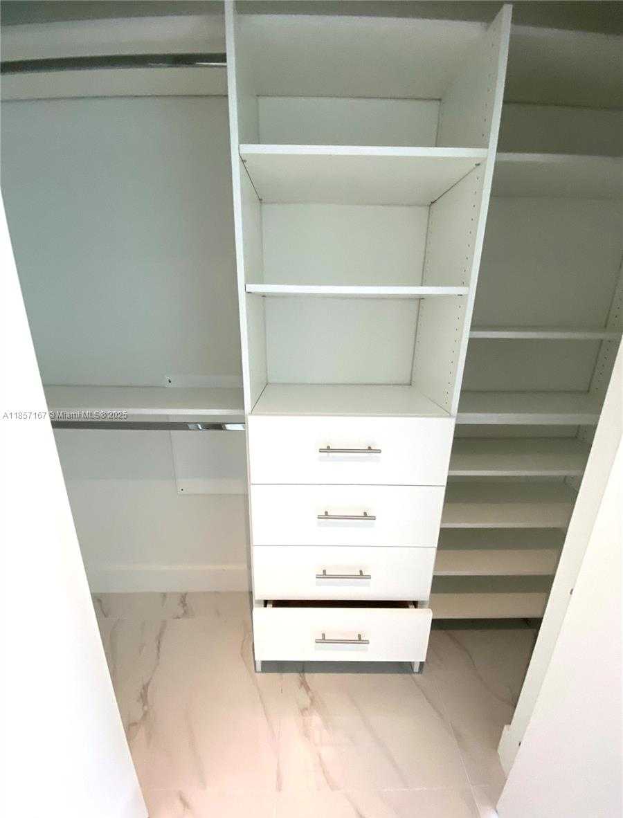 Small Image of 301 ALTARA AVE #625, Coral Gables Number 22