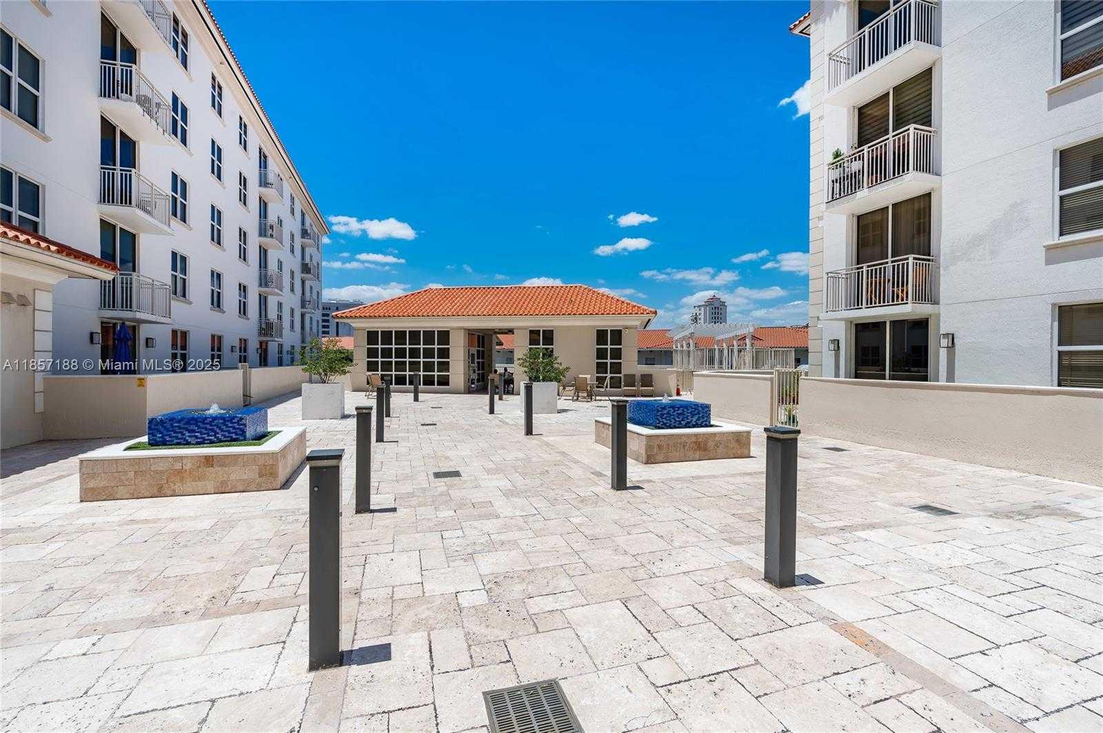 Small Image of 2030 SOUTH DOUGLAS RD #624, Coral Gables Number 12